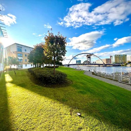 2 Bedroom - River Clyde Home - Parking กลาสโกว์ ภายนอก รูปภาพ