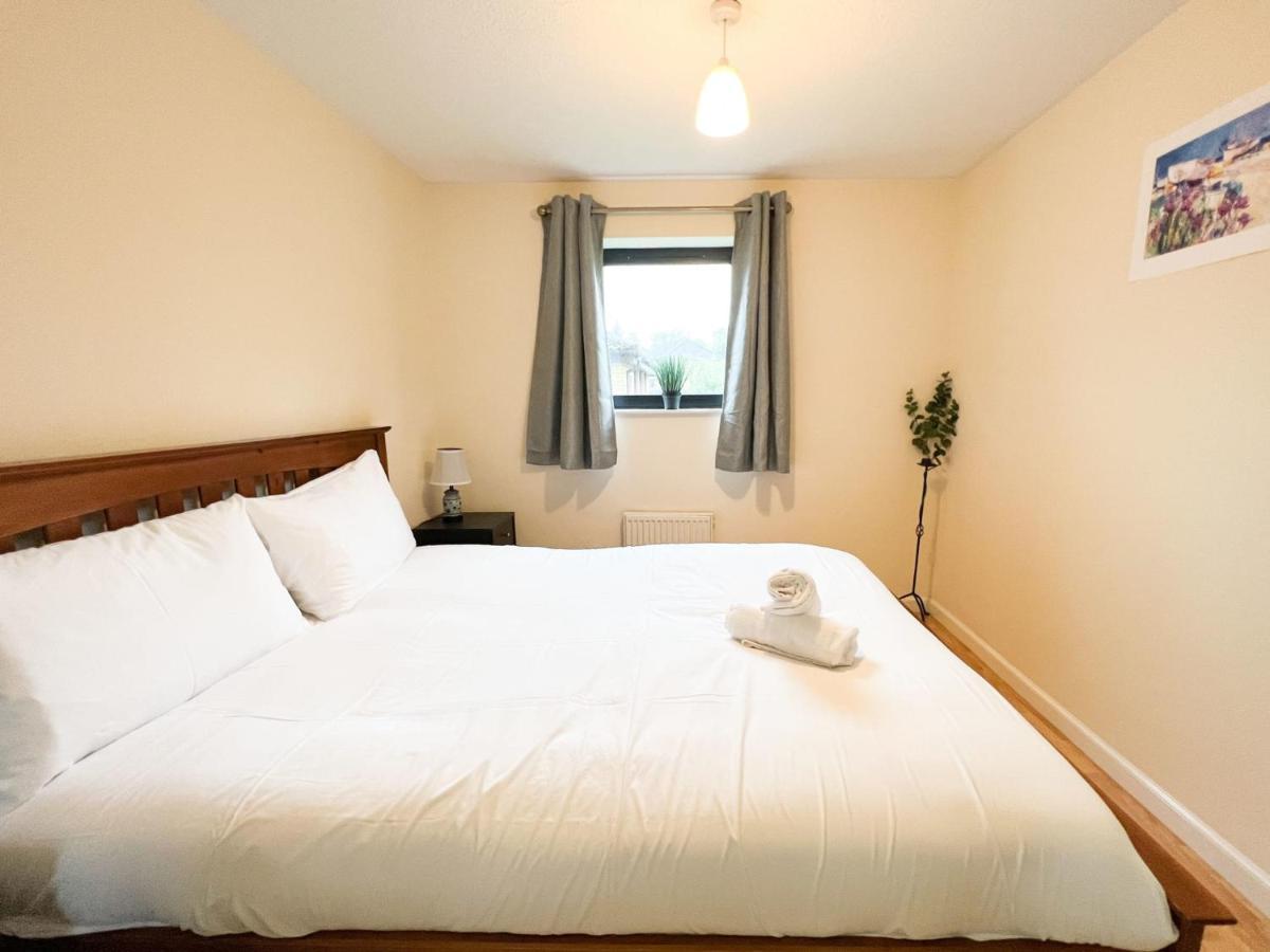 2 Bedroom - River Clyde Home - Parking กลาสโกว์ ภายนอก รูปภาพ