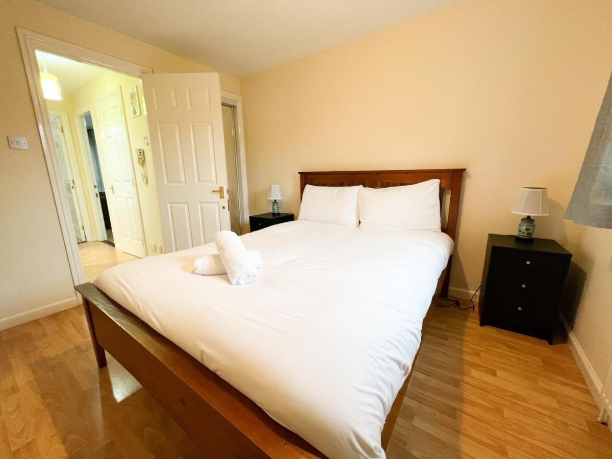 2 Bedroom - River Clyde Home - Parking กลาสโกว์ ภายนอก รูปภาพ