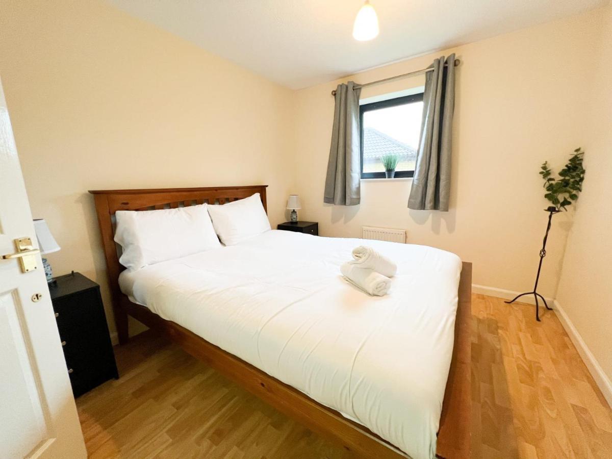 2 Bedroom - River Clyde Home - Parking กลาสโกว์ ภายนอก รูปภาพ